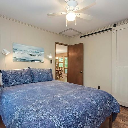 Secluded Oasis W Hot Tub, Screened-In Porch, Wifi! Berkeley Springs Εξωτερικό φωτογραφία