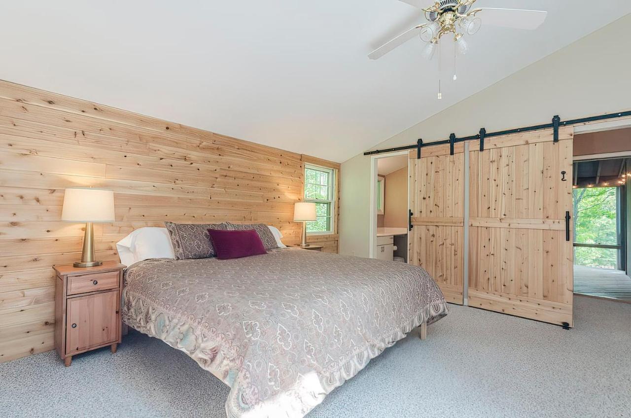 Secluded Oasis W Hot Tub, Screened-In Porch, Wifi! Berkeley Springs Εξωτερικό φωτογραφία