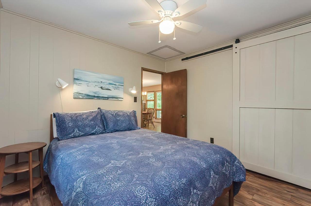 Secluded Oasis W Hot Tub, Screened-In Porch, Wifi! Berkeley Springs Εξωτερικό φωτογραφία